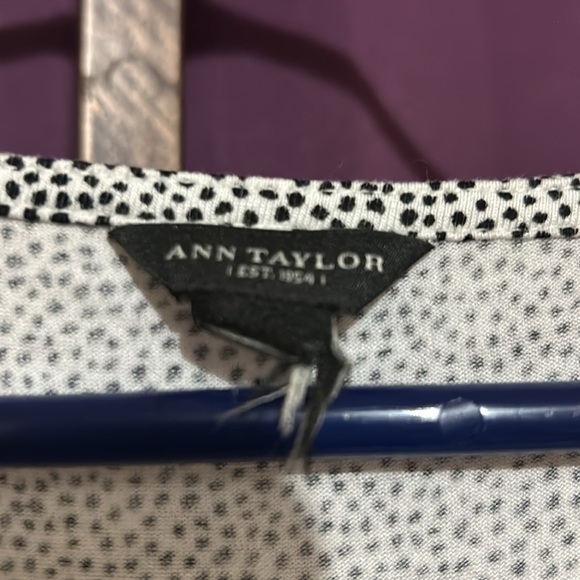 Ann Taylor size large blouse - Picture 3 of 3